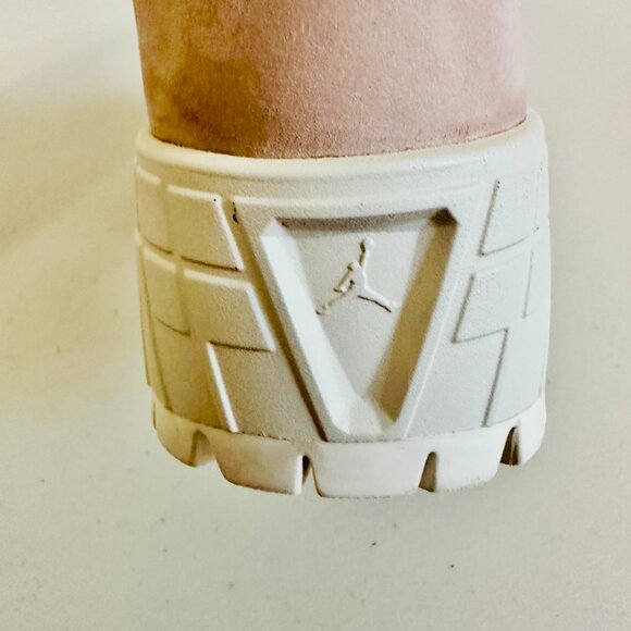 NEW NIKE AIR JORDAN 1 BROOKLYN  HIGH TOP LIGHT PINK BARBIECORE BOOTS - Picture 7 of 11